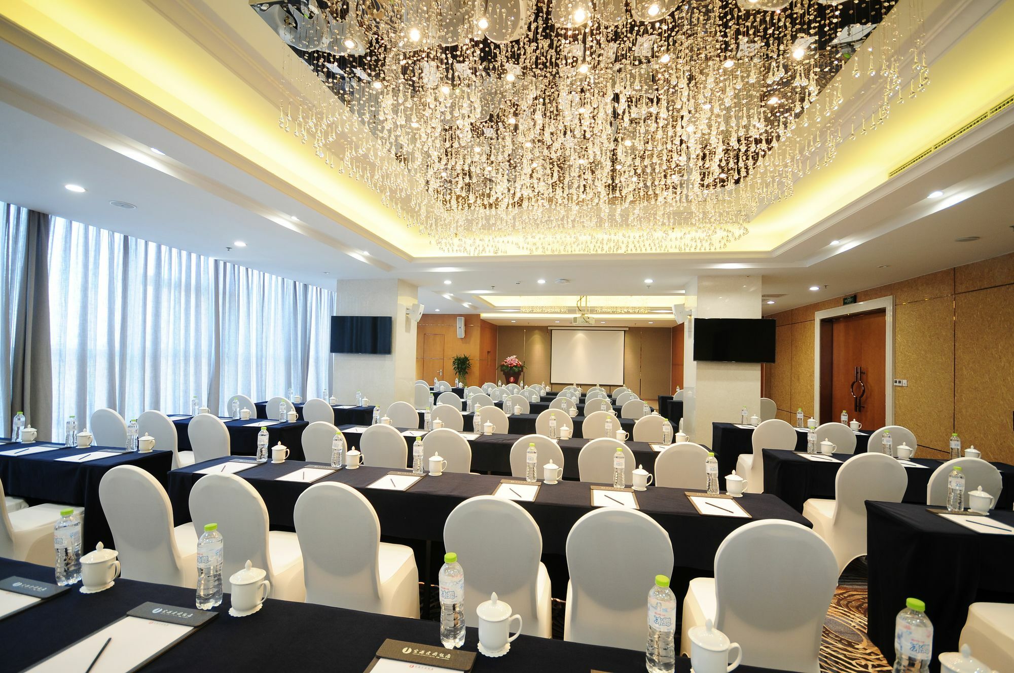 Airport Jianguo Hotel Chengdu Eksteriør billede